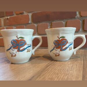 Vintage Gibson Design Apple Jack Geese & Blue Ribbon Design Coffee Mug Set of 2